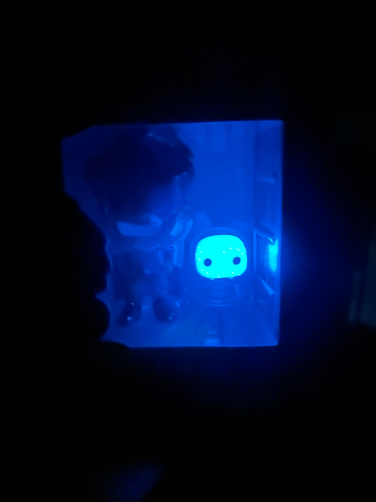 Funko POP! Disney Elio with 00000 Glow in the Dark Figure #1532!