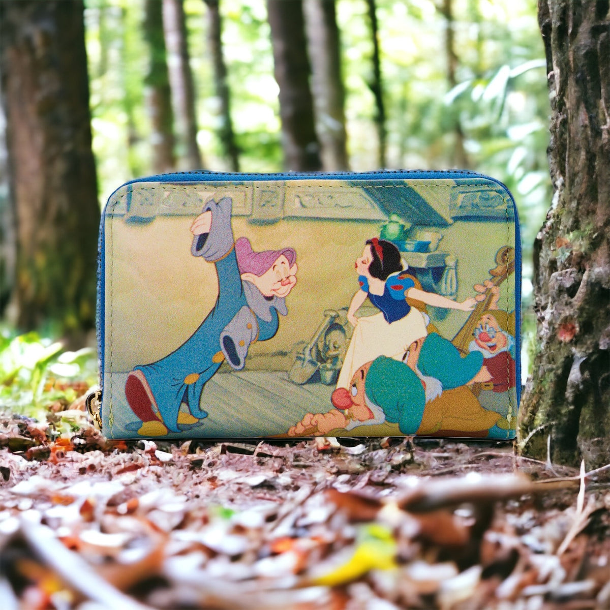 Loungefly Disney Snow White Scenes Zip Around Wallet – Modern Pinup