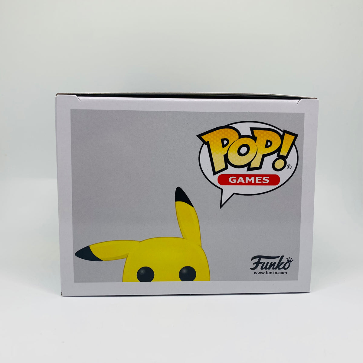 Funko POP! Games Pokemon Sitting Pikachu Figure #842!