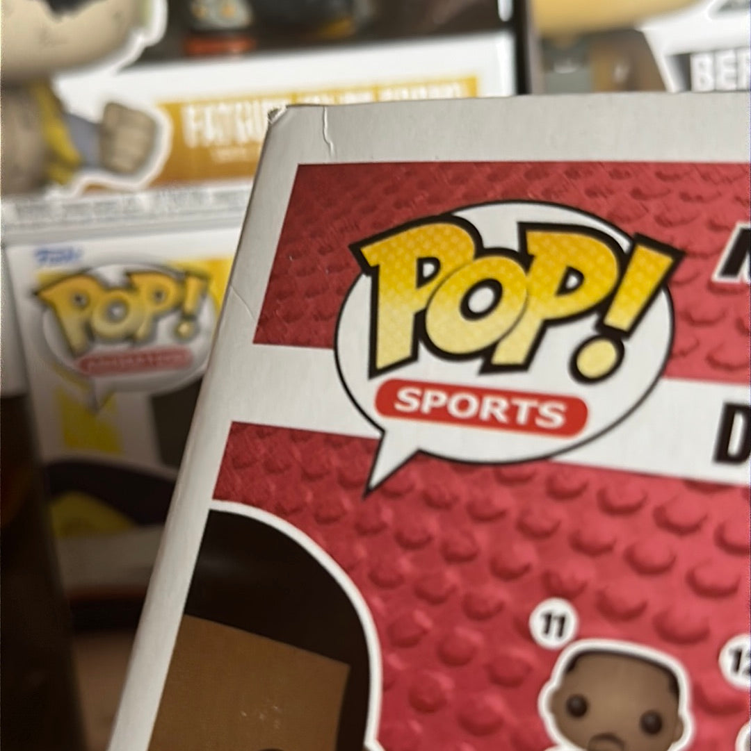 Funko POP! NBA Basketball - Dwayne Wade Miami Heat Vaulted Figure #18!