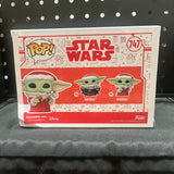 Funko POP! Star Wars Mandalorian Holiday Grogu with Cookies #747!