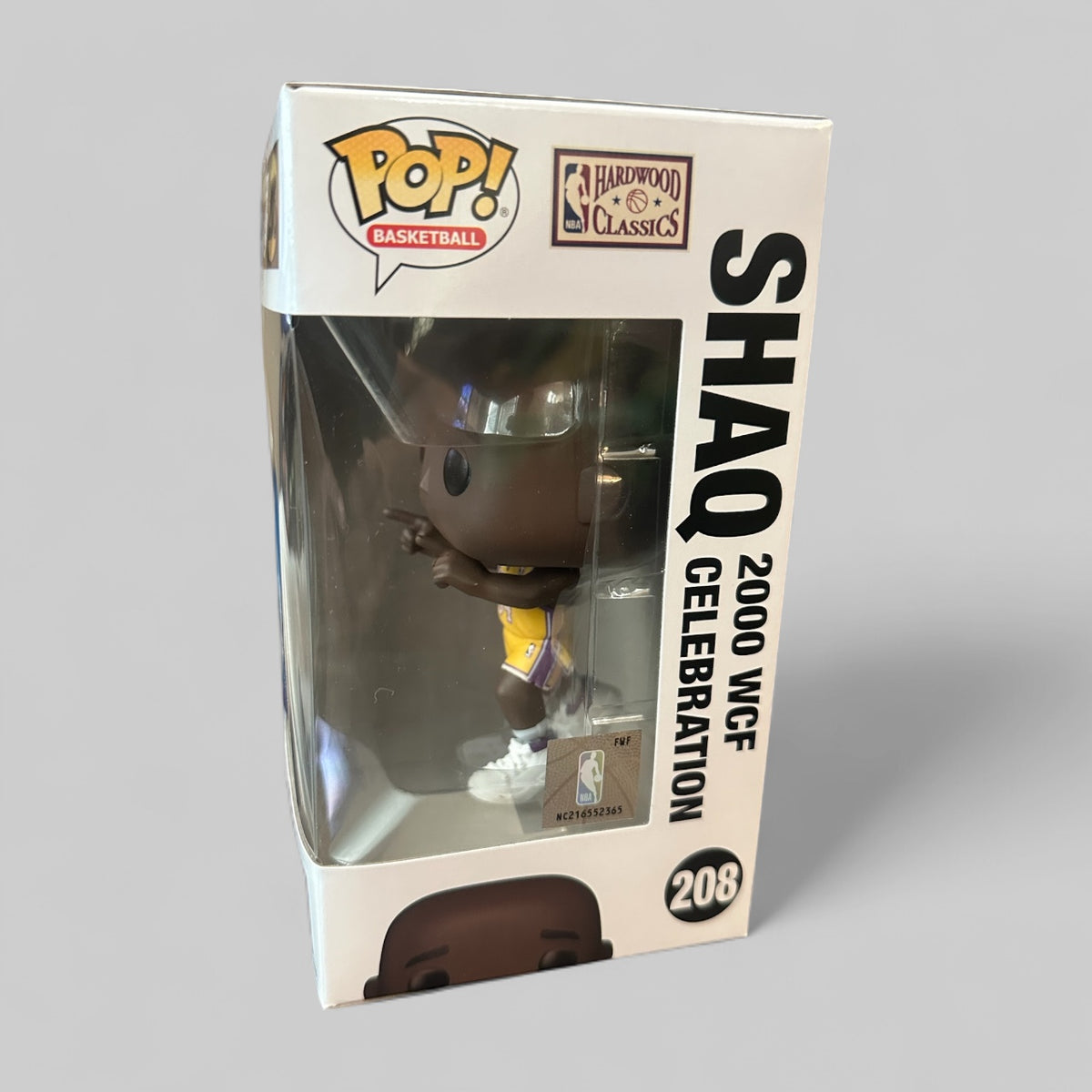 Funko POP! NBA Legends Shaq 2000 WCF Celebration LA Lakers Figure #208!