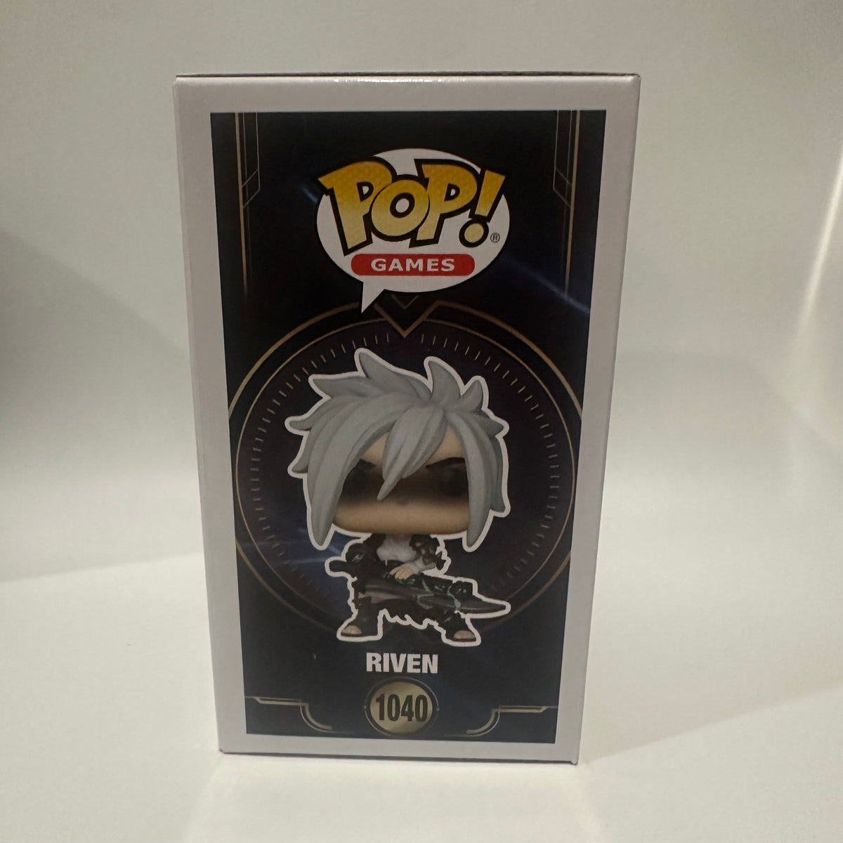 Funko POP! Video Games League of Legends Riven Figure #1040!