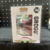 Funko POP! Star Wars Mandalorian Holiday Grogu #746!