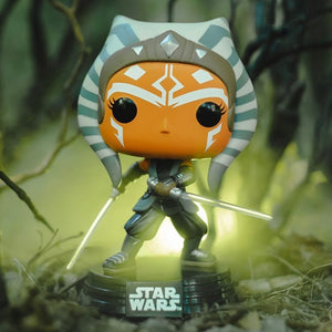 Funko POP! Star Wars The Mandalorian Ahsoka w/ Sabers Figure #464!